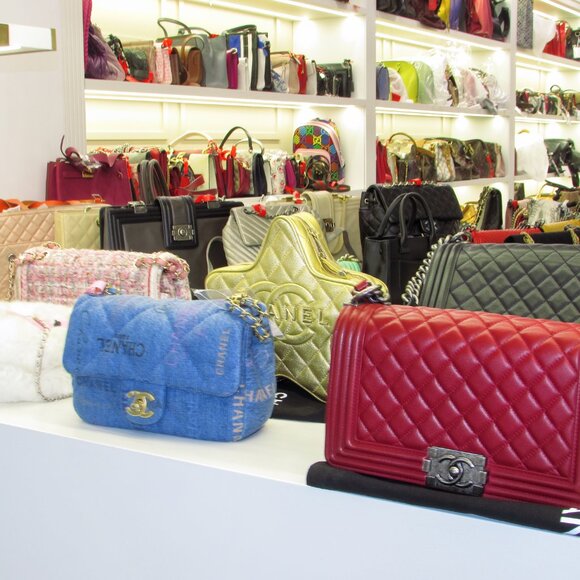Meet Jimi Luxury, Wide selections of pre-owned luxury bags - Picture 11 of 12